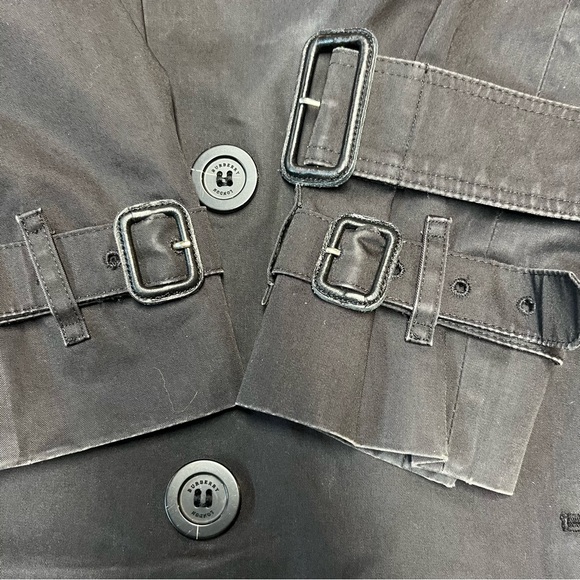 Burberry Irene trench coat. - Picture 10 of 15